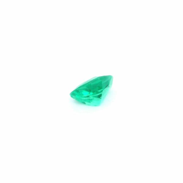 0.75 ct, Green, Emerald, Trillion - Image 3