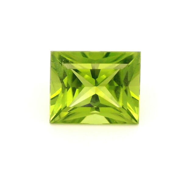 3.74 ct, Green, Peridot, Baguette