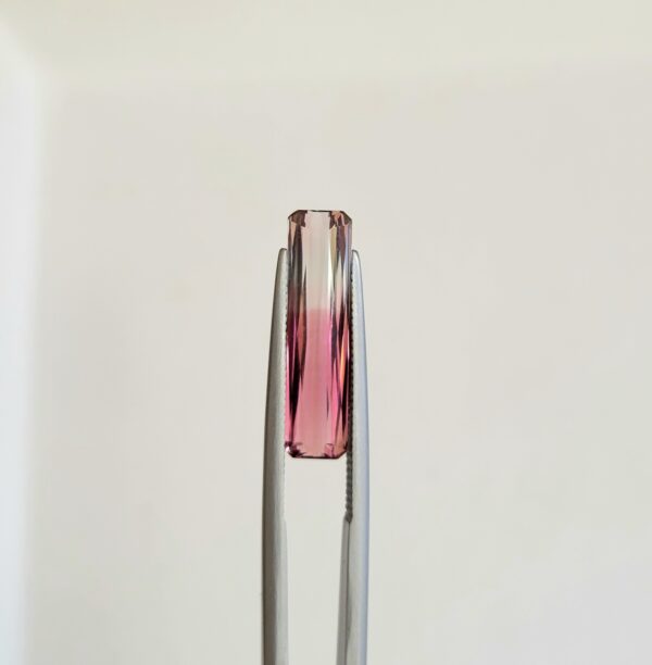 4.32 ct, Bi-color, Tourmaline, Emerald cut - Image 2