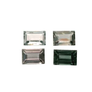 2.94 ct, Gray, Spinel, Baguette