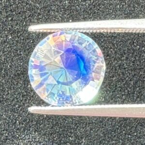3.95 ct, White, Moonstone, Round