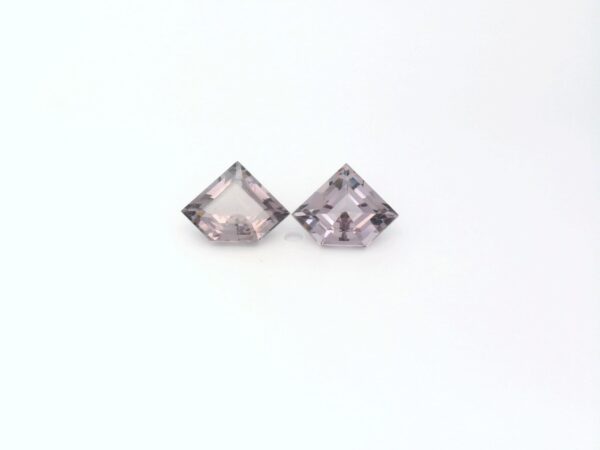 2.60 ct, Purple, Spinel, Designer Cut